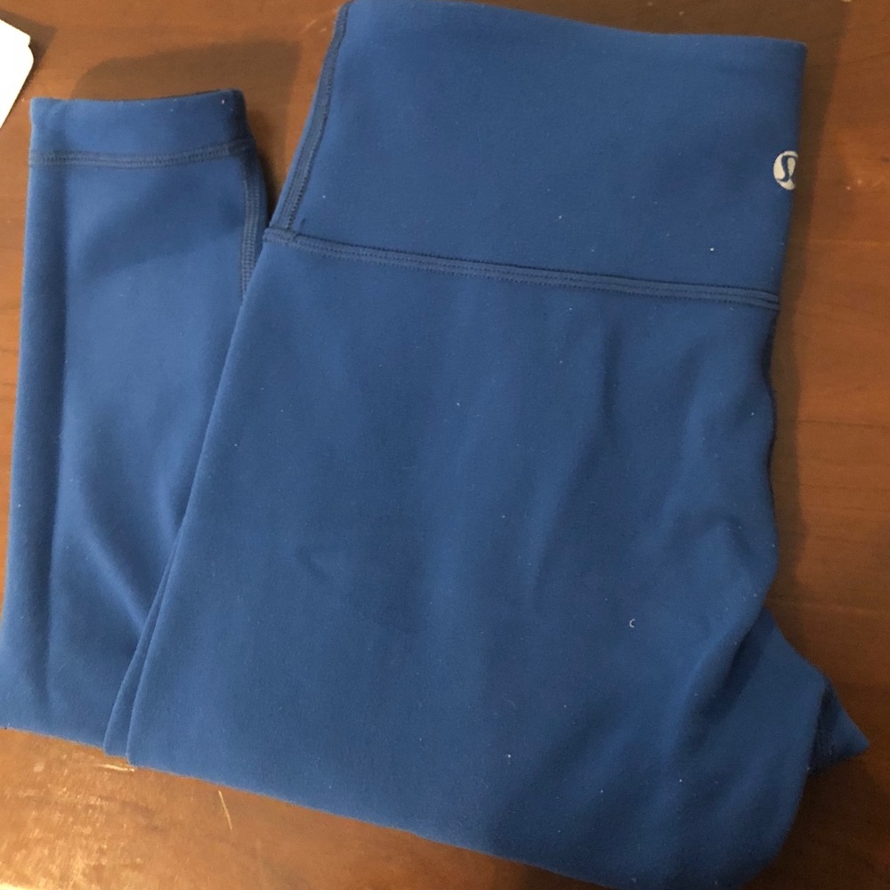 Lululemon reversible leggings small
